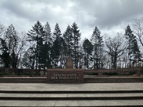 Rundgang über den Zentralfriedhof Friedrichsfelde mit der »Gedenkstätte der Sozialisten«